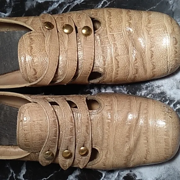 Vintage 1970s ladies hello dress shoes 9