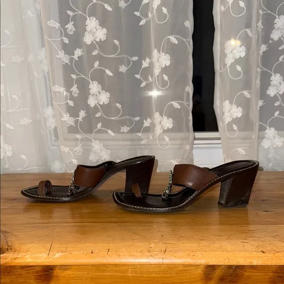 Vintage Elegant Brown Women's Sandals with Blue and Green Detailing