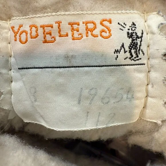 Vintage Yodelers 70's Snow Boots Lace Up Ankle Height Fur Sherpa Made in USA 8