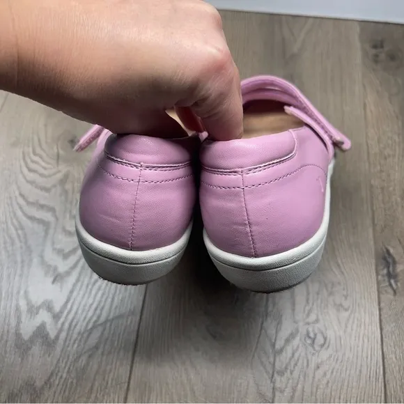 Vionic Cala Mary Jane Flats Pink Faux Upper Size 9 Women’s Hook and Loop Closure