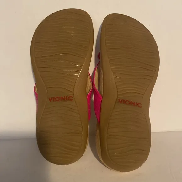 Vionic Dragonfruit Bella II Toe Post Leather Sandals