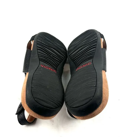 Vionic Eira Sandals 10 Black Leather Orthotic Sandals Womens BRAND NEW