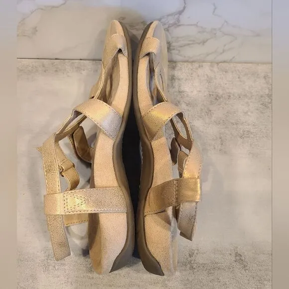 Vionic Jodie Metallic light Rose Gold Sandals Orthaheel Sandals | 8