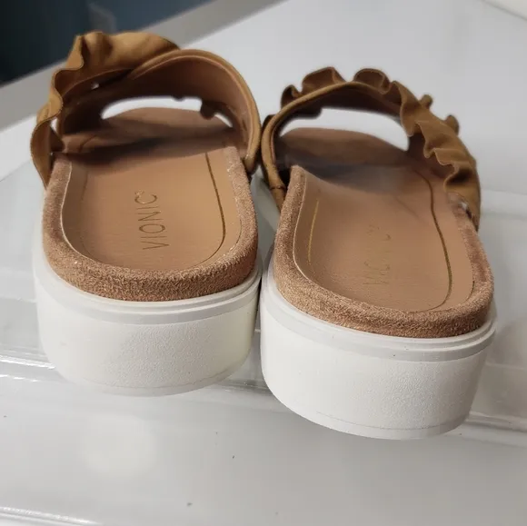 Vionic Lelia Azalea Suede Ruffle Slide Orthopedic Support Comfort Sandal 6.5 NIB