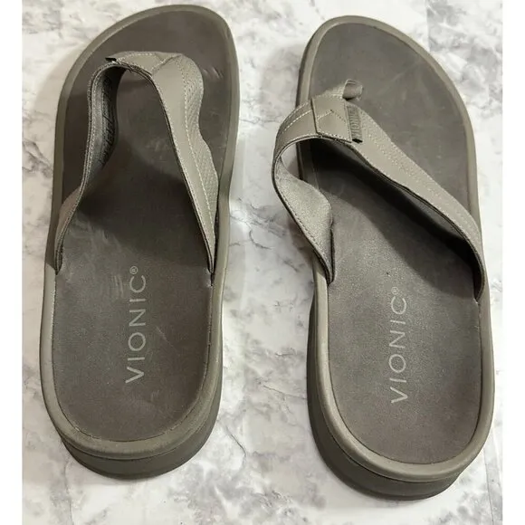 Vionic Wyatt Sandals Mens 10 Stone Flip Flops Arch Support Orthotic New