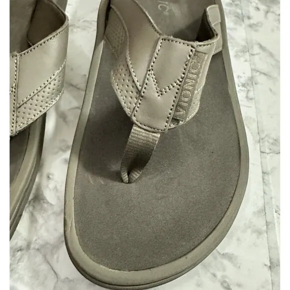 Vionic Wyatt Sandals Mens 10 Stone Flip Flops Arch Support Orthotic New
