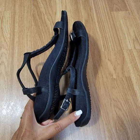Vionic Navassa Black Sandals 7