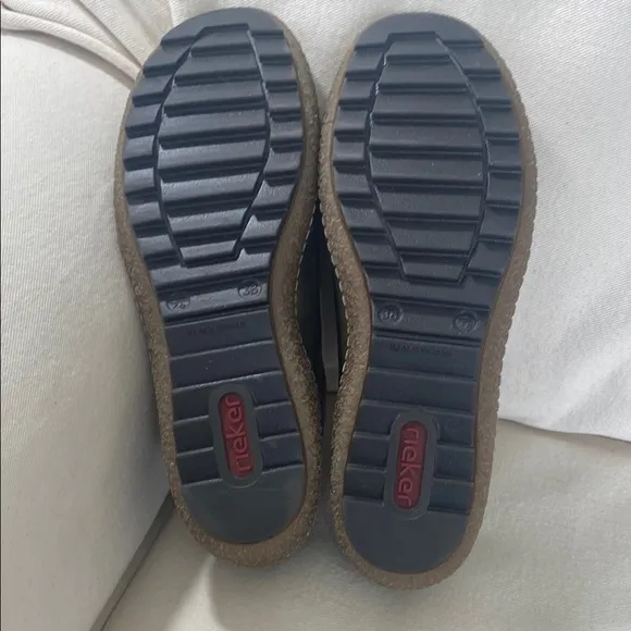 Women's Rieker Euro City Leather Casual Slip On NWOT