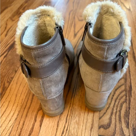 Women's Tan Suede Ankle Boots