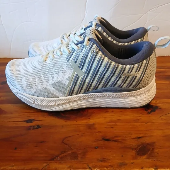 Xelero Performance Steadfast Running/Walking Shoes Womens Size 9.5W