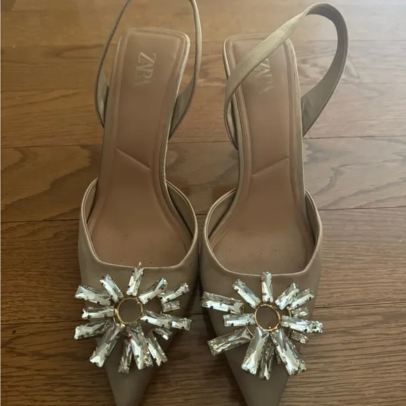 Zara Gorgeous Sandals Pumps