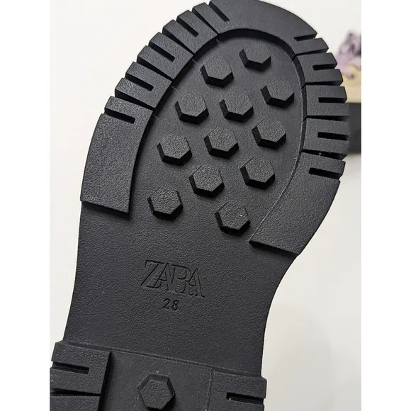 ZARA Hiking Boots Girl's Size 11 US