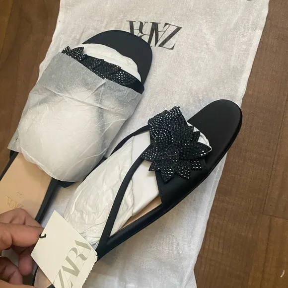 Zara NWT rhinestone floral sandals black