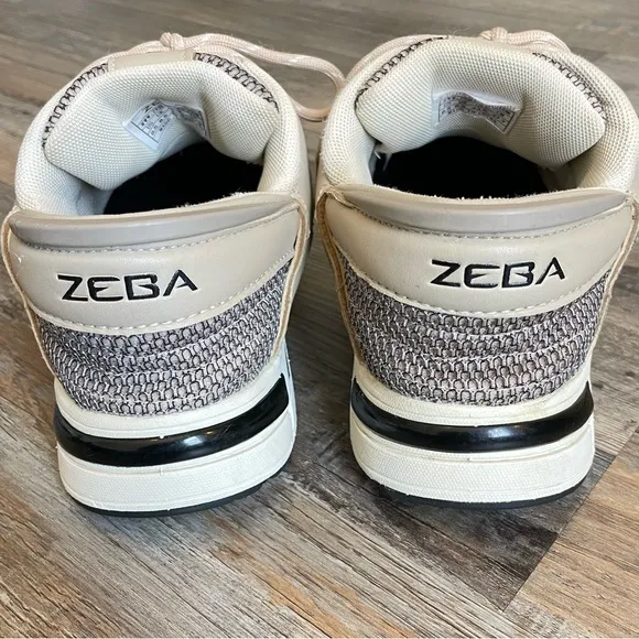 Zeba Hands-free Sneakers in Beige, Size 9.5